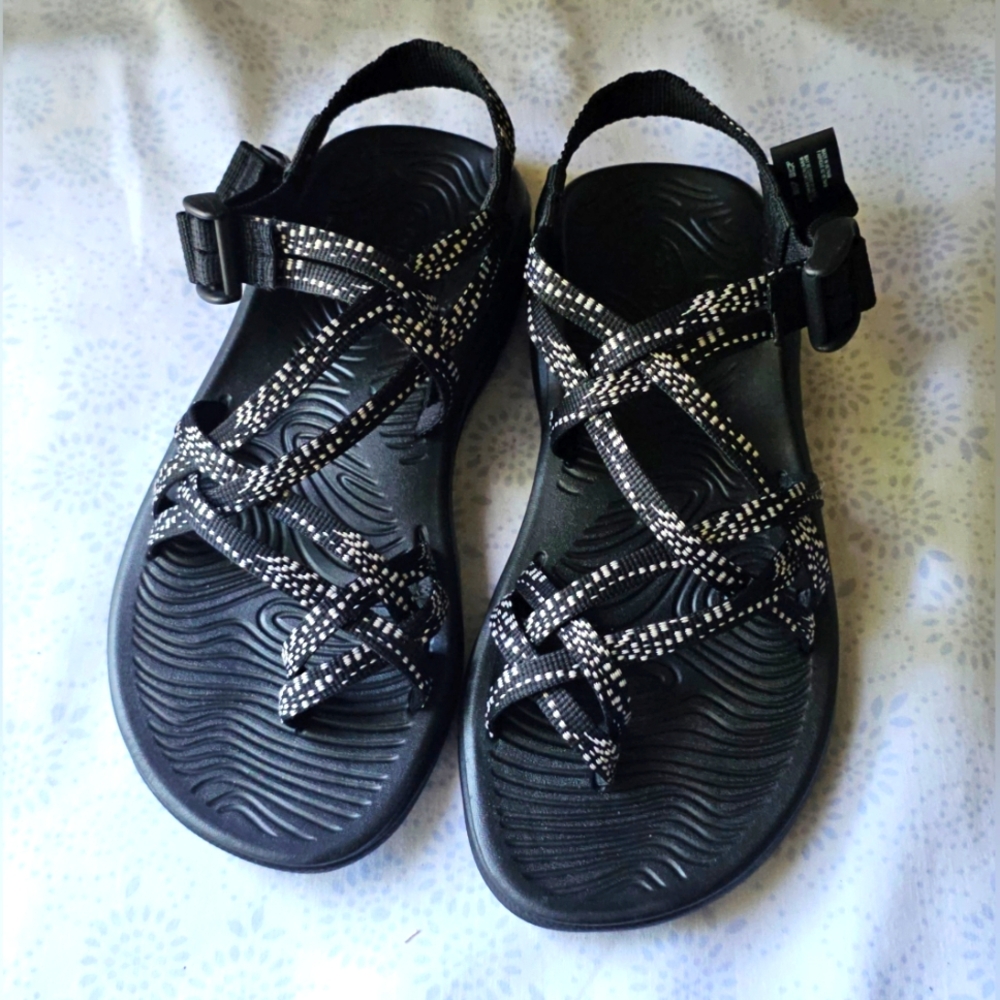 Chaco Women’s Outdoor Sandals Black Size 6 Adjustable Sport/ Hiking Like NEW!!